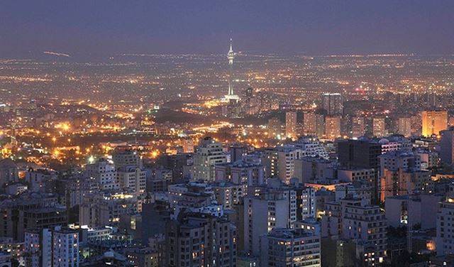 طهران تفرج عن 10 آلاف سجين