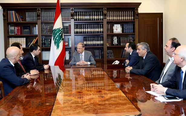 عون التقى رؤساء مصالح المياه الجدد
أبي خليل : السدود هي الحلّ الأنسب لتأمين المياه للبنانيين