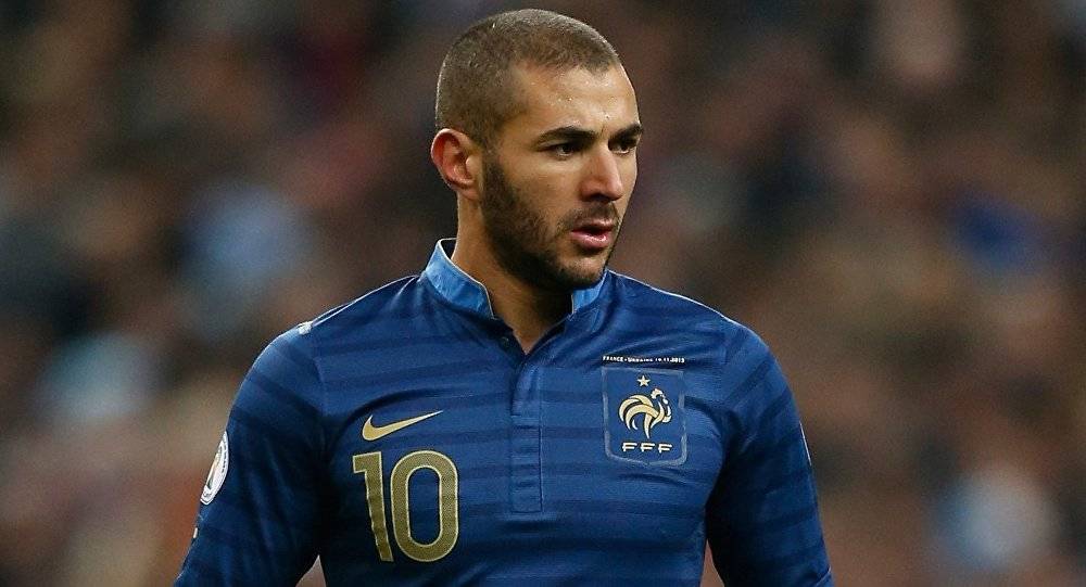 بنزيمة لرئيس الاتحاد الفرنسي: الأن أصبح وجهك مكشوفا