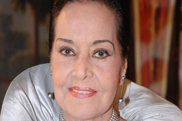 وفاة مديحة يسري بعد صراع مع المرض
