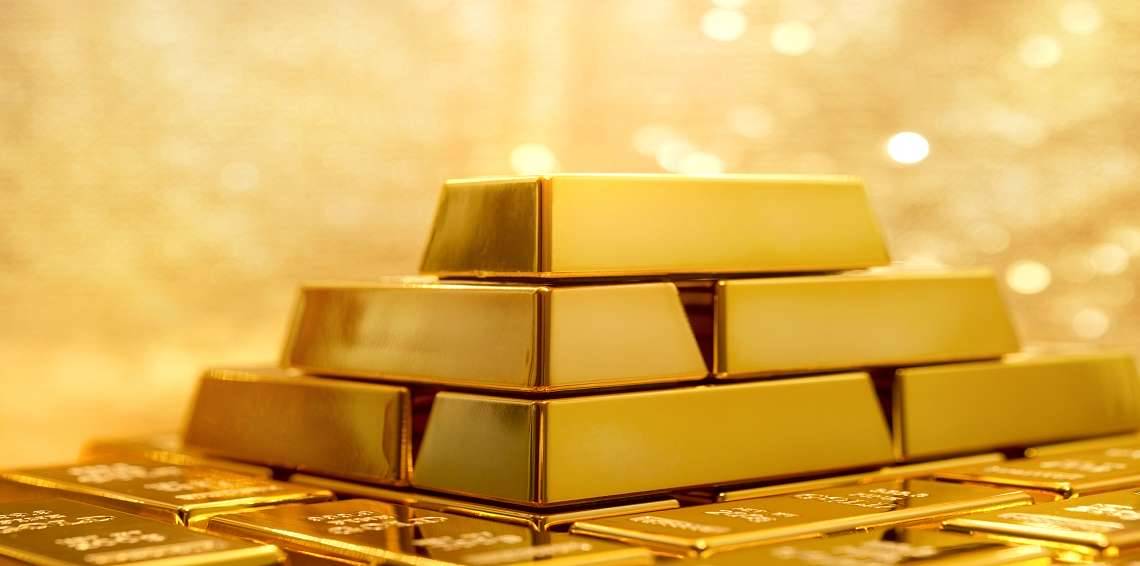 الذهب يصعد بدعم من انخفاض الدولار وتوترات تجارية