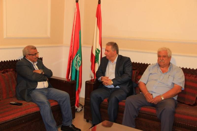 اسامة سعد استقبل دبور وتلقى اتصالا من عزام الأحمد