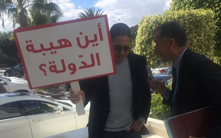 الفوضى عارمة في بعض الإدارات الرسمية!