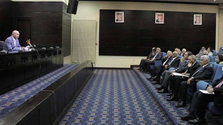 مجلس الأعيان يرفع توصيتين للعاهل الأردني إحداهما مطالبة الحكومة بسحب مشروع قانون ضريبة الدخل