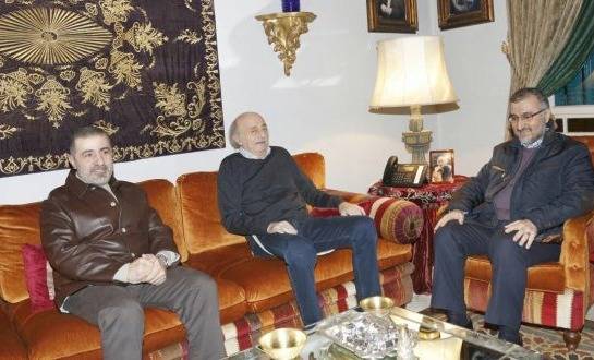 لقاء جمع جنبلاط والخليل وصفا.. وتشديد على "العلاقة بين الجانبين"