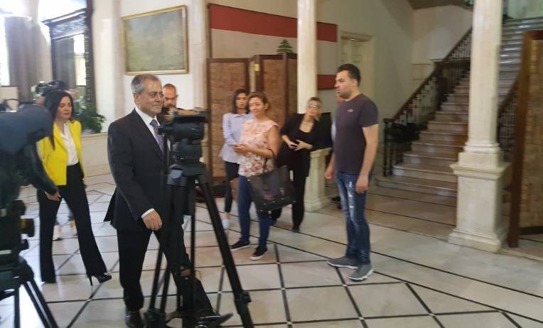 بالصور.. السفير السوري في "الخارجية" لتسليم باسيل ردَّ المعلّم!