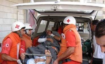قتيلان و13 جريحا في 13 حادث سير امس