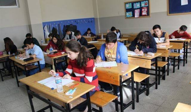 رابطة طلاب لبنان تنفي صعوبة أسئلة الإمتحانات