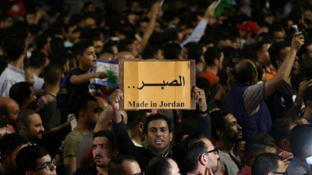 وزير خارجية الأردن: الحكومة ستحترم مطالب الشعب