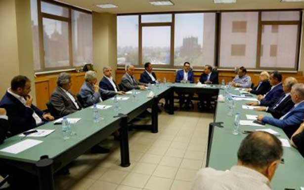 نتائج «سيدر»
على طاولة مُقاولي البناء
المنلا : تجميع المشاريع في القطاعات الأساسيّة
بقيمة 17 مليار دولار وفقاً للأولويّات