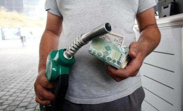 "مصيبة البنزين": لبنان على طريق الأردن.. يشتعل؟!