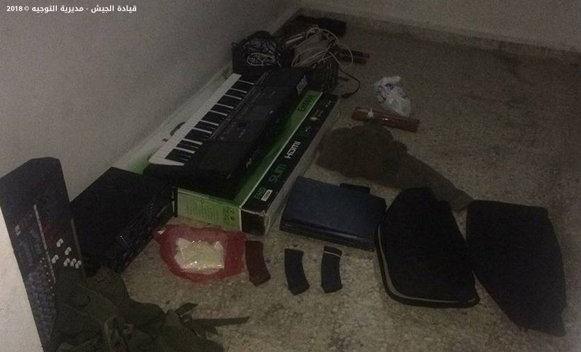 بالصورة: عملية دهم في بريتال.. وهذا ما ضبطته المخابرات!