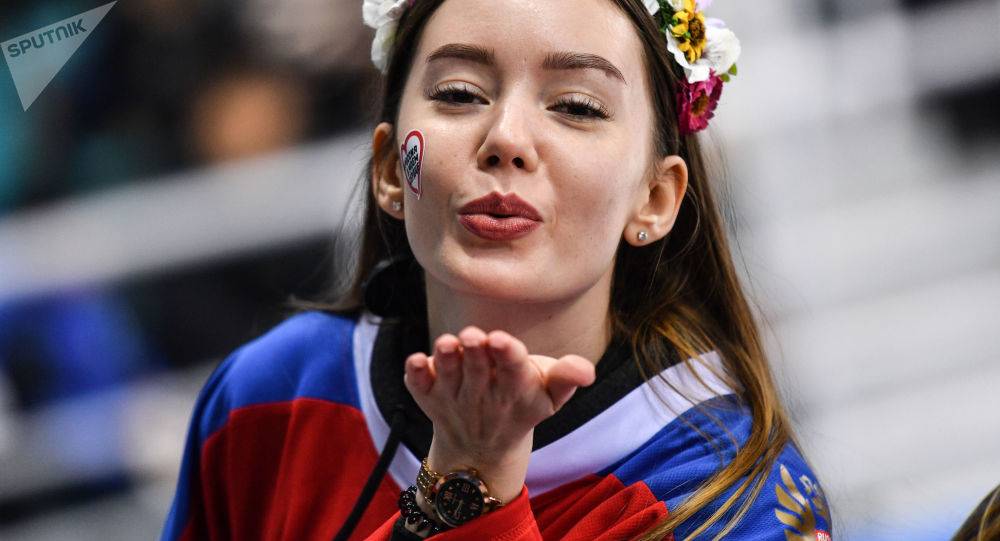 نشر إحصائية عن نسبة النساء الراغبات بحضور كأس العالم "روسيا 2018"