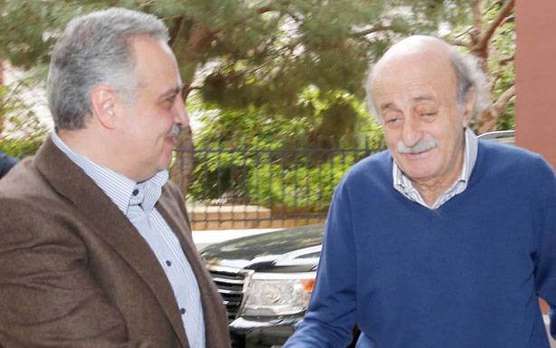 عقدة التوزير الدرزية تراوح مكانها... جنبلاط لن يتراجع وارسلان على موقفه
