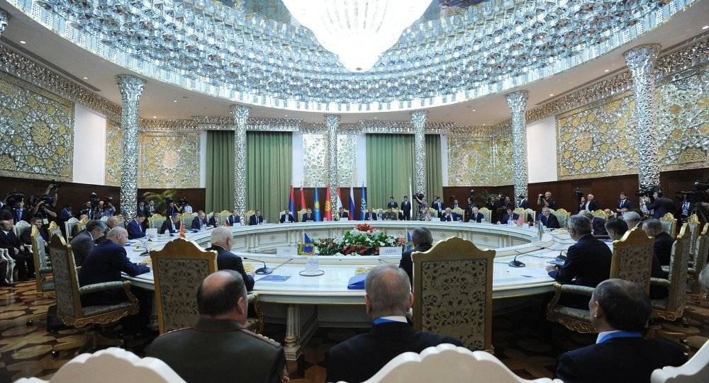 انتهاك أمريكي لمعاهدة التخلص من الصواريخ والتزام روسي كامل