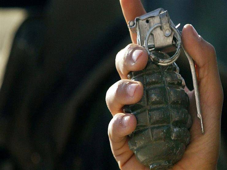 في احد مقاهي جبل لبنان..تهديد و ترويع بقنبلة يدوية!