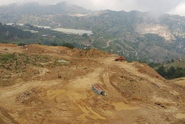 روبرت فيسك يدقّ جرس الإنذار: جبال لبنان تُمحى عن الخريطة