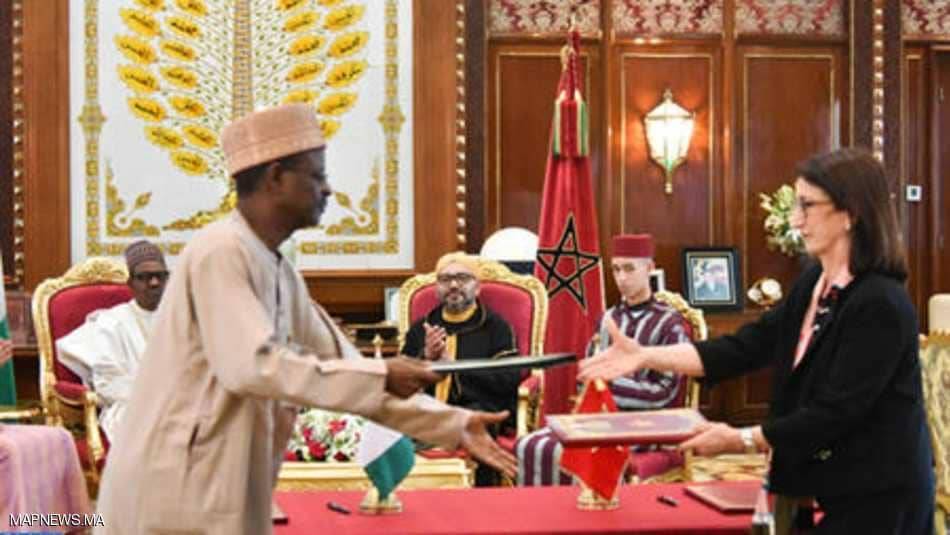 المغرب ونيجيريا يتفقان لمد خط أنابيب للغاز برا وبحرا