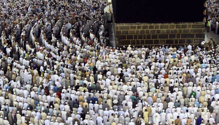 لحظات ما قبل الانتحار… ماذا فعل الشاب المنتحر في الحرم المكي