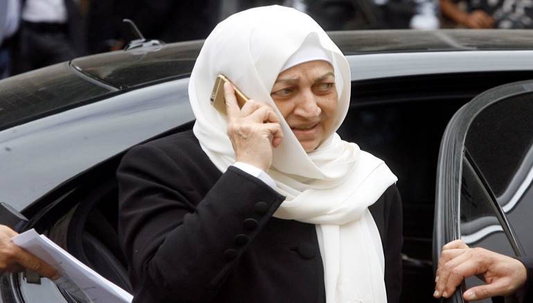 الحريري تابعت هاتفيا مع قائد الجيش موضوع بوابات عين الحلوة