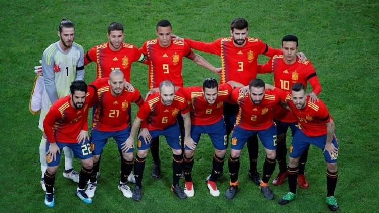 إسبانيا تعين أسطورة ريال مدريد فرناندو هييرو مدربا للمنتخب