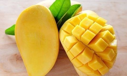 كنزٌ من الفوائد الصحية.. ما لا تعرفونه عن المانغو