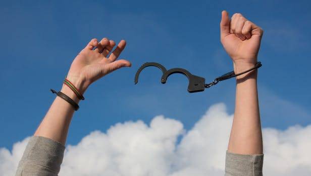 متى نشعر بالحرية؟