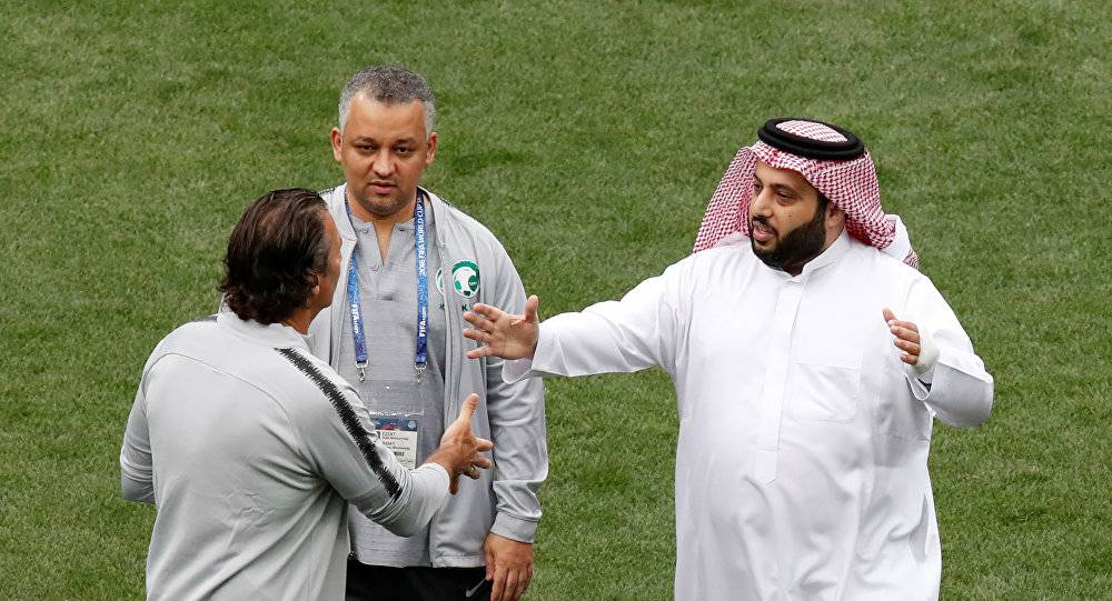 تركي آل الشيخ مهاجما قنوات "بي إن سبورتس": سنتخذ الإجراءات القانونية