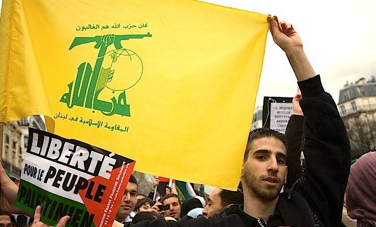 وزير بريطاني مسلم يتعهّد بحظر 
