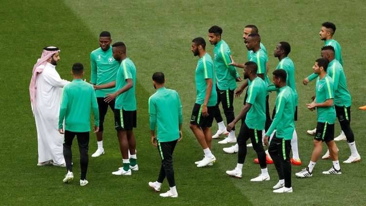 مستشار الملك سلمان يكشف تفاصيل "سرية" عن محاولات التعدي على تركي آل الشيخ