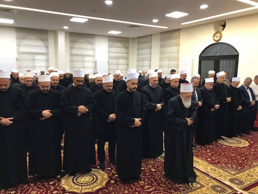 نعيم حسن في خطبة العيد: نحذر من أي قرارات تغرق الأداء السياسي بانعكاسات سلبية