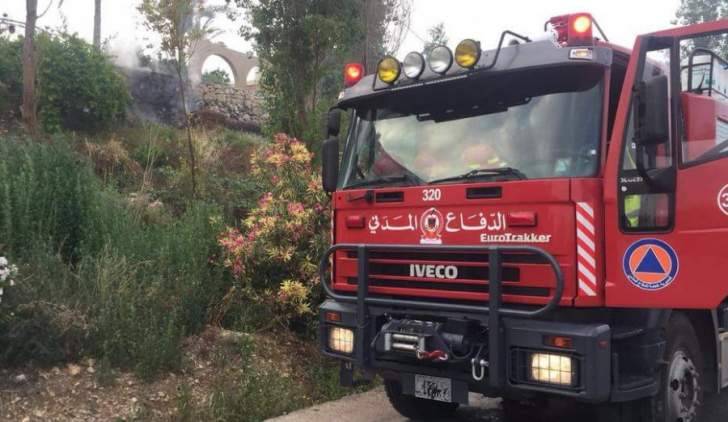 إخماد حريق في مبنى دندشلي في صيدا