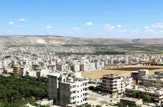 سرقة مفروشات 50 ألف منزل للأكراد في عفرين من قبل مواطنين اتراك