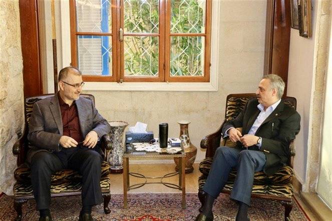 أرسلان التقى وفداً من حزب الله في خلدة