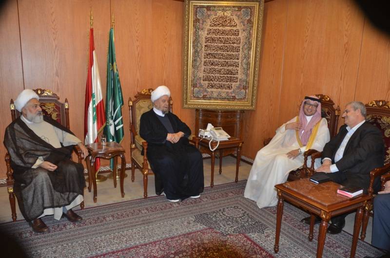 قبلان استقبل بخاري مهنئا بعيد الفطر