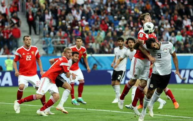كأس العالم 2018 في كرة القدم
مصر تتلقى خسارتها الثانية وروسيا أول المتأهلين
فوزان ثمينان لليابان والسنغال على كولومبيا وبولندا