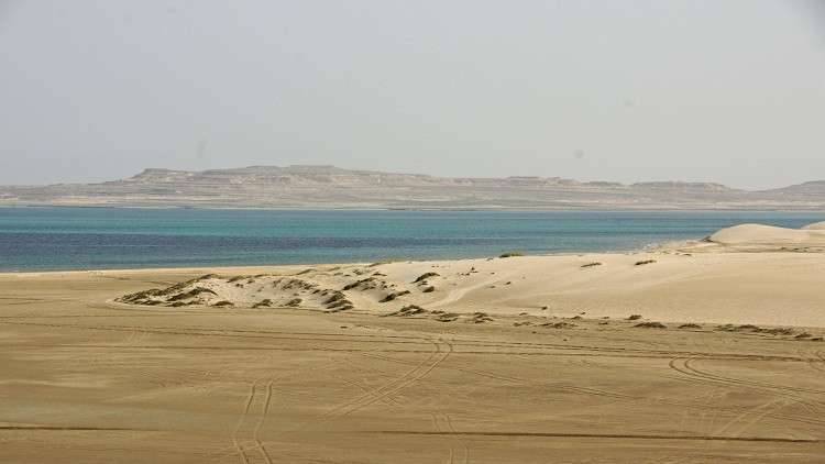 يريدون عزل قطر بحدود مائية مصطنعة