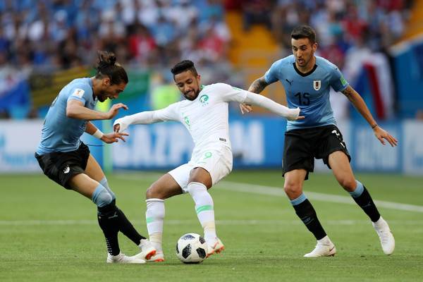 كأس العالم 2018 في كرة القدم
تأهّل الأوروغواي وخروج المغرب والسعوديّة ومصر
وإيران تُحرج أسبانيا قبل أن تسقط أمامها (0-1)
