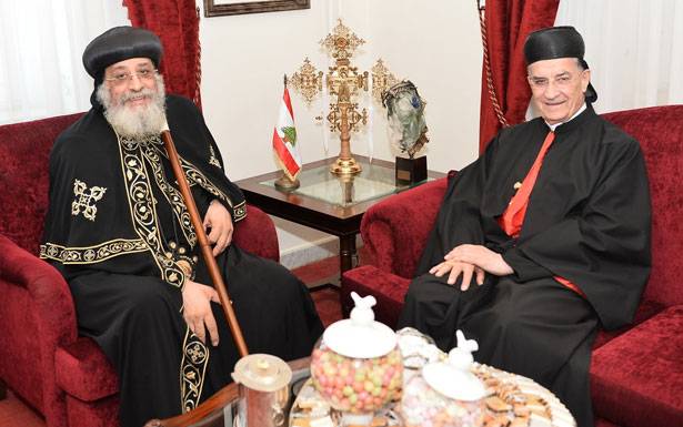 تواضروس الثاني التقى بري والحريري

وعرض اوضاع المسيحيين مع الراعي