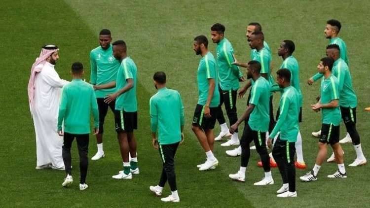 السعودية تعدل أجور اللاعبين وعقودهم الشهرية
