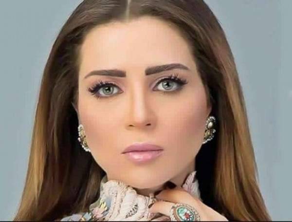 مي عزالدين : انا بيتوتية واشبه الفتيات في حب الموضة
