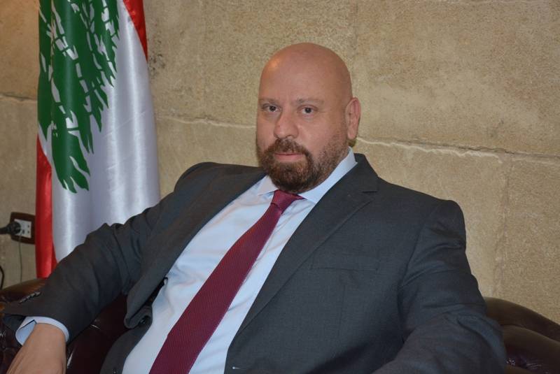 نهرا دعا مشجعي كأس العالم للتحلي بالروح الرياضية والمسؤولية