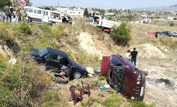 4 جرحى بحادث سير مروّع على طريق عمار البيكات - عكار