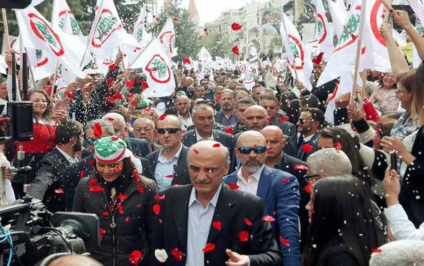 لا خيار لـ 8 آذار الا التشاور مع عون