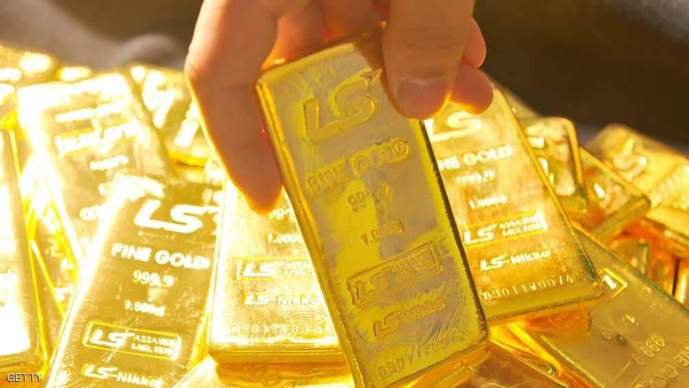 هبوط في أسعار الذهب مع صعود الدولار