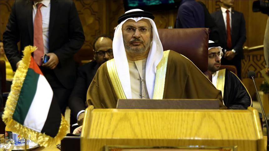 وزير إماراتي: التحالف أوقف مؤقتا حملة الحديدة لدعم جهود غريفيث