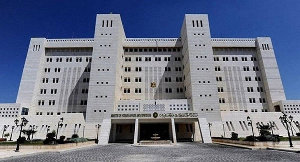 الحكومة السورية تدعو مواطنيها للعودة إلى بلدهم الأم
