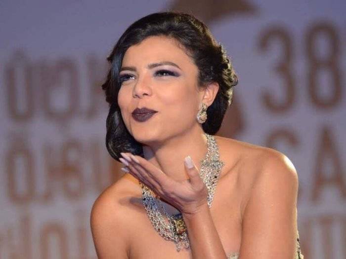 بعد توقف دام عامين: ناهد السباعي تصر على استكمال فيلم "اللعبة أمريكاني" لأسباب خاصة جدًّا