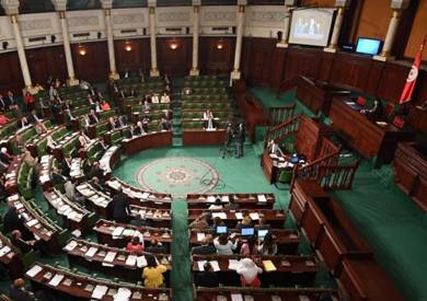برلمان تونس يصوت على طلب إقالة رئيس هيئة الانتخابات
