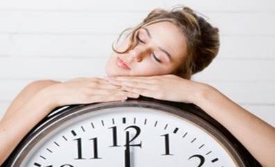 إحذر.. زيادة وزنك مرتبط بـ عدد ساعات نومك!